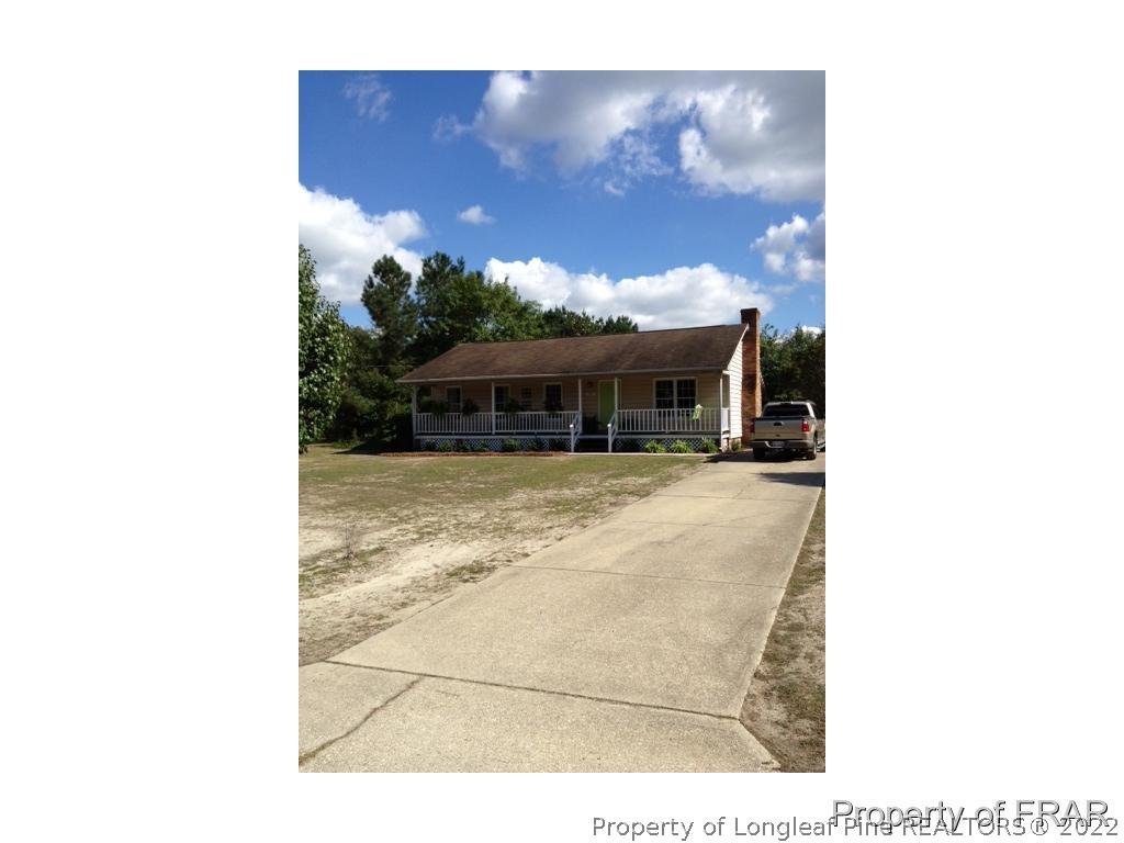 208 Barnes Loop Road Elizabethtown, NC 28337 - Photo 1 of 15 Gallery Image 1