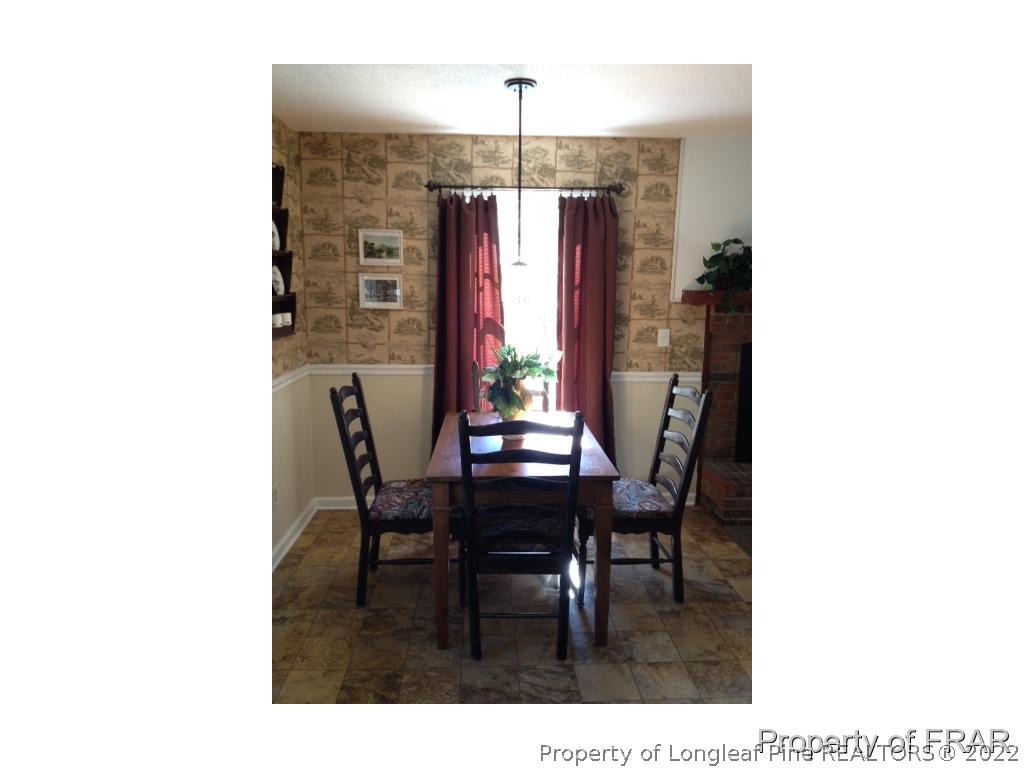 208 Barnes Loop Road Elizabethtown, NC 28337 - Photo 5 of 15 Gallery Image 5