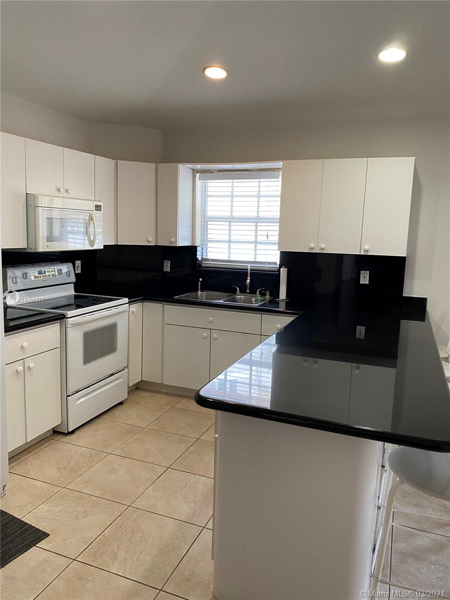 8330 Southwest 96th Place, Unit 1 Miami, FL 33173 - Photo 18 of 30