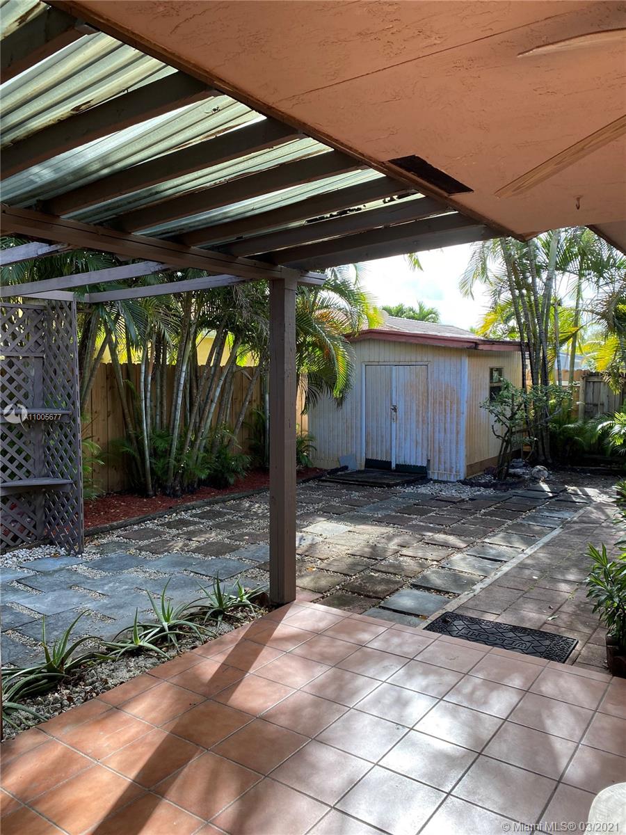 8330 Southwest 96th Place, Unit 1 Miami, FL 33173 - Photo 25 of 30