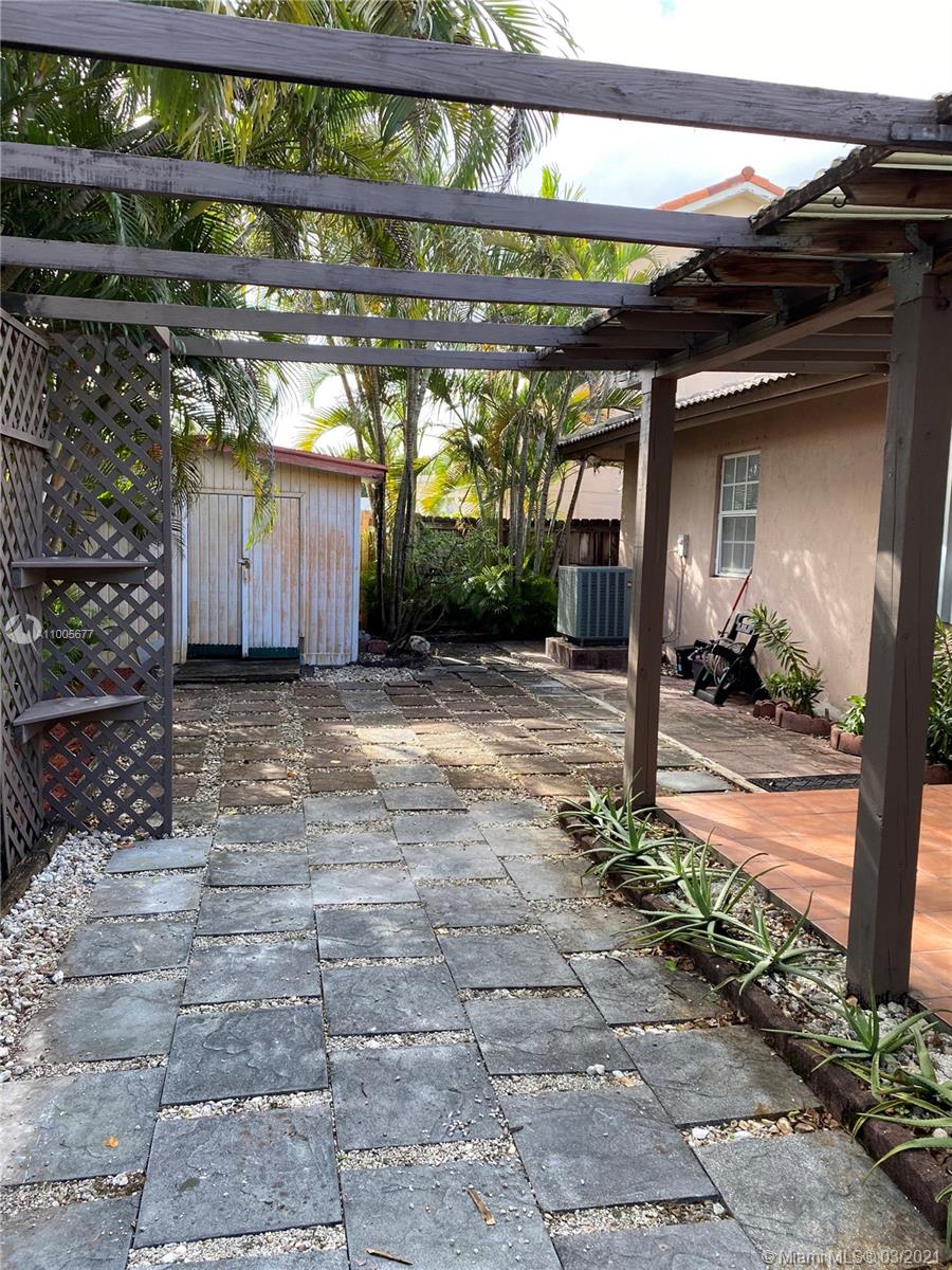 8330 Southwest 96th Place, Unit 1 Miami, FL 33173 - Photo 27 of 30
