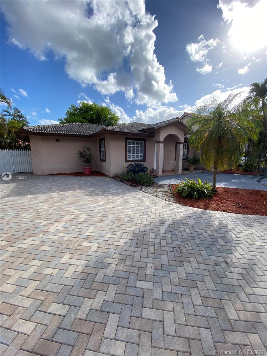 8330 Southwest 96th Place, Unit 1 Miami, FL 33173 - Photo 4 of 30