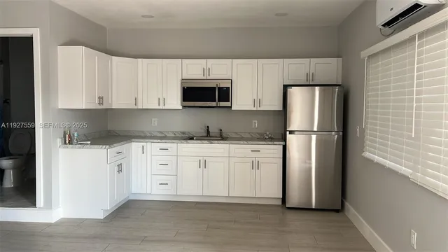 $1,600,000 | 19051 Southwest 272nd Street, Homestead, FL 33031