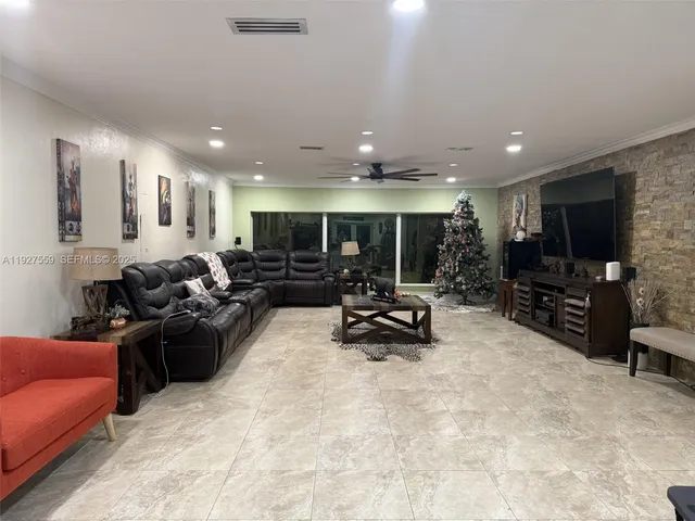 $1,600,000 | 19051 Southwest 272nd Street, Homestead, FL 33031