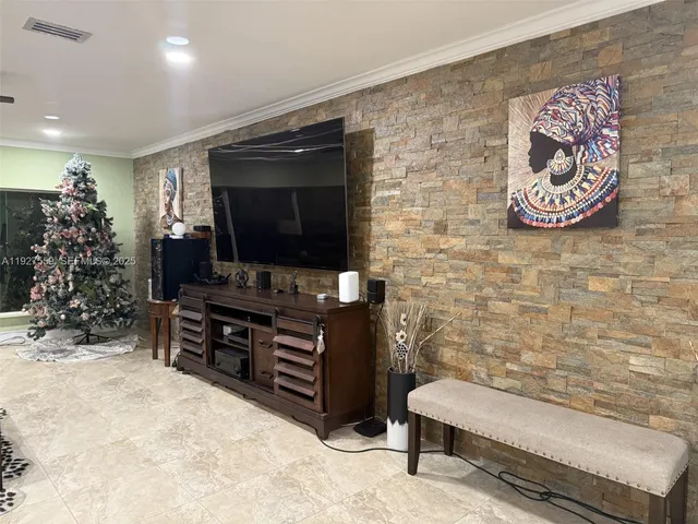 $1,600,000 | 19051 Southwest 272nd Street, Homestead, FL 33031