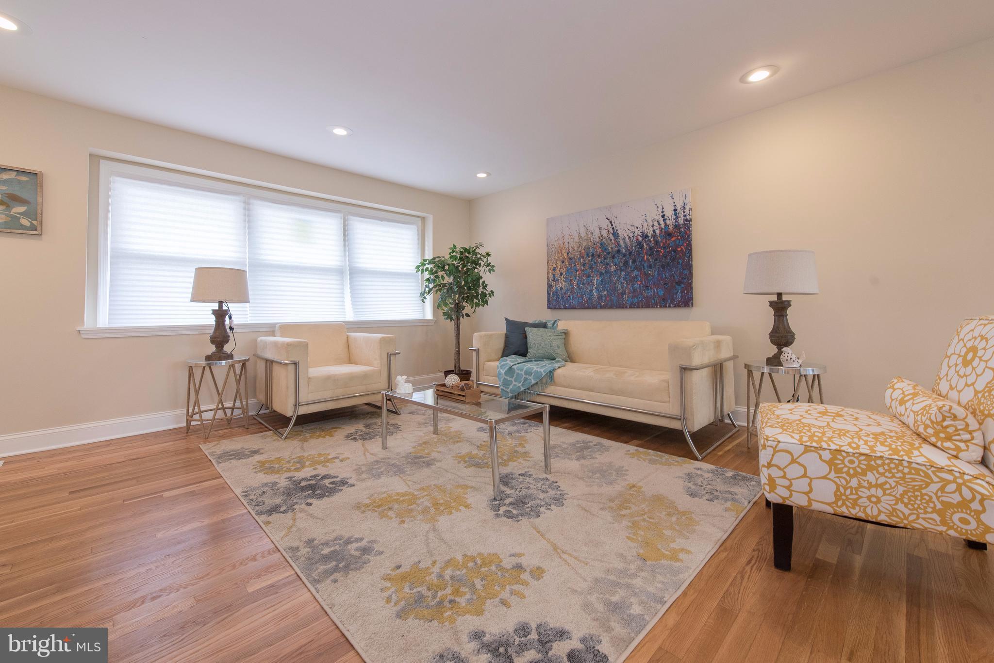 8602 Pilsen Road Randallstown, MD 21133 - Photo 3 of 30 Living Room