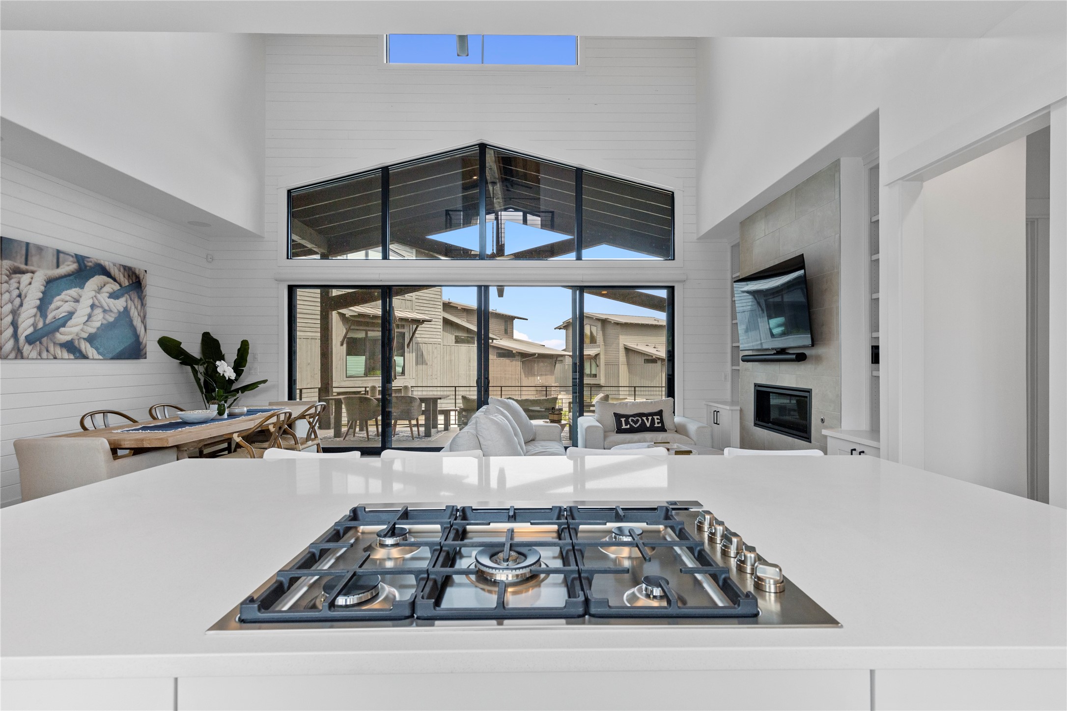 19216 Lost Tree, Unit 8 Spicewood, TX 78669 - Photo 4 of 27 Italian Stainless Steel Appliances