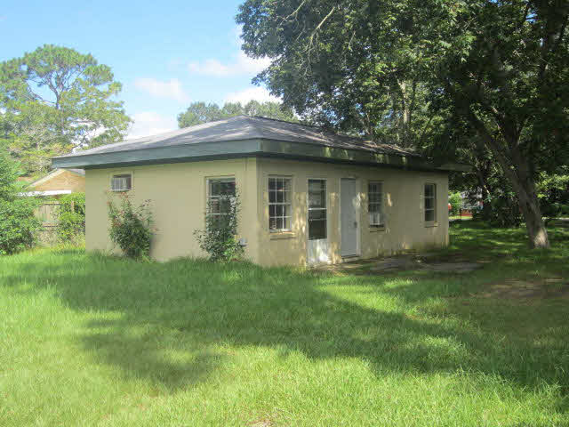 405 West Orange Avenue Foley, AL 36535 - Photo 1 of 1