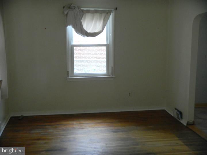 45 Edgewood Road Broomall, PA 19008 - Photo 4 of 14 Dining Room