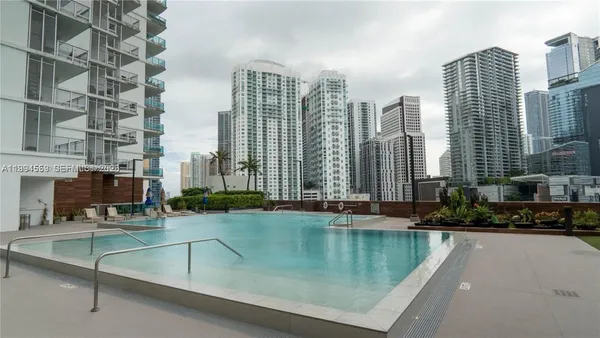 $495,000 | 350 South Miami Avenue, Unit 2714, Miami, FL 33130