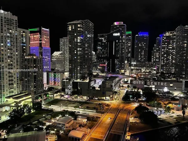 $495,000 | 350 South Miami Avenue, Unit 2714, Miami, FL 33130