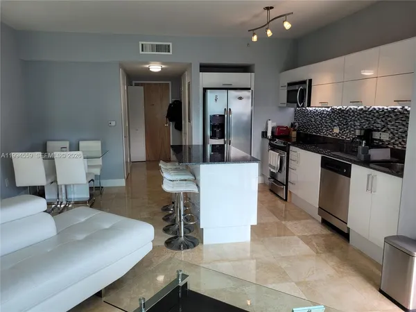 $495,000 | 350 South Miami Avenue, Unit 2714, Miami, FL 33130