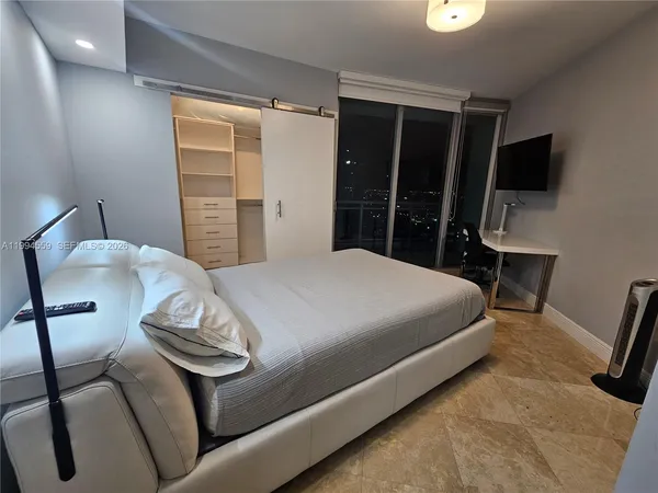 $495,000 | 350 South Miami Avenue, Unit 2714, Miami, FL 33130