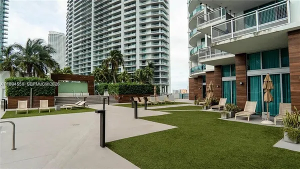 $495,000 | 350 South Miami Avenue, Unit 2714, Miami, FL 33130