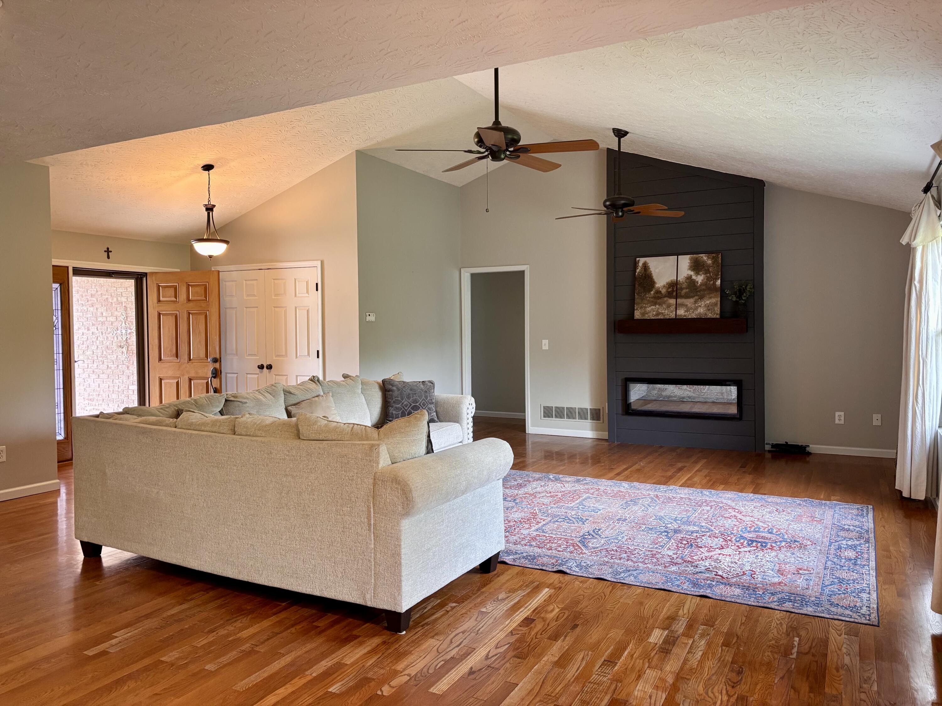 225 Maple Ridge Crittenden, KY 41030 - Photo 10 of 49 IMG_4380