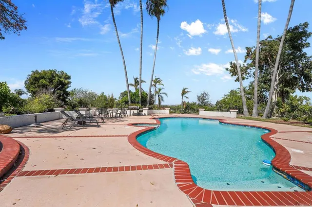 $2,369,000 | 415 Carvalos Drive, Chula Vista, CA 91910