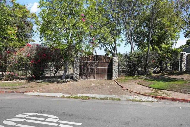 $2,369,000 | 415 Carvalos Drive, Chula Vista, CA 91910