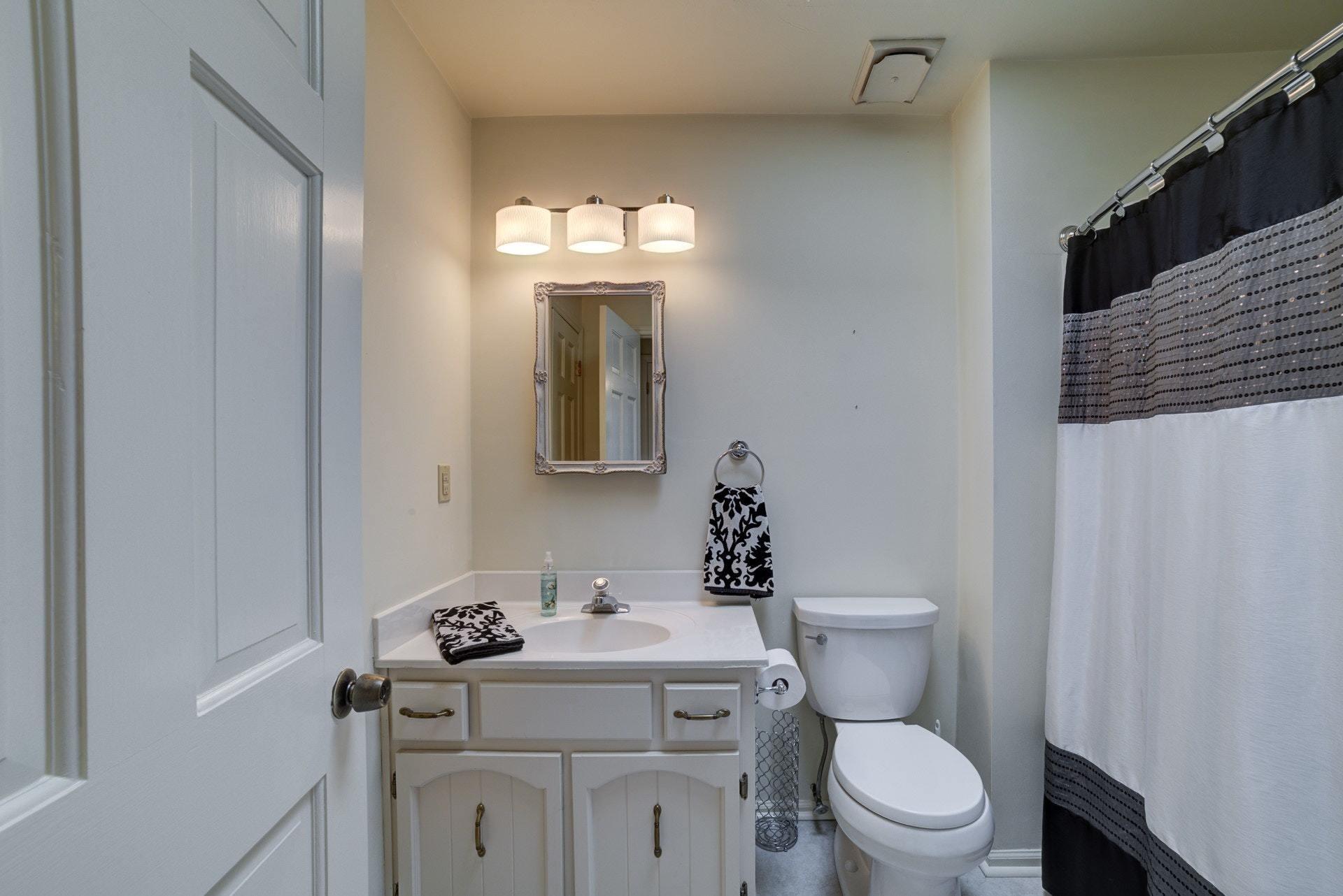 3511 Heritage Road Southwest Roanoke, VA 24015 - Photo 31 of 41 031-337755-39-3511 Heritage-60-2_8564210