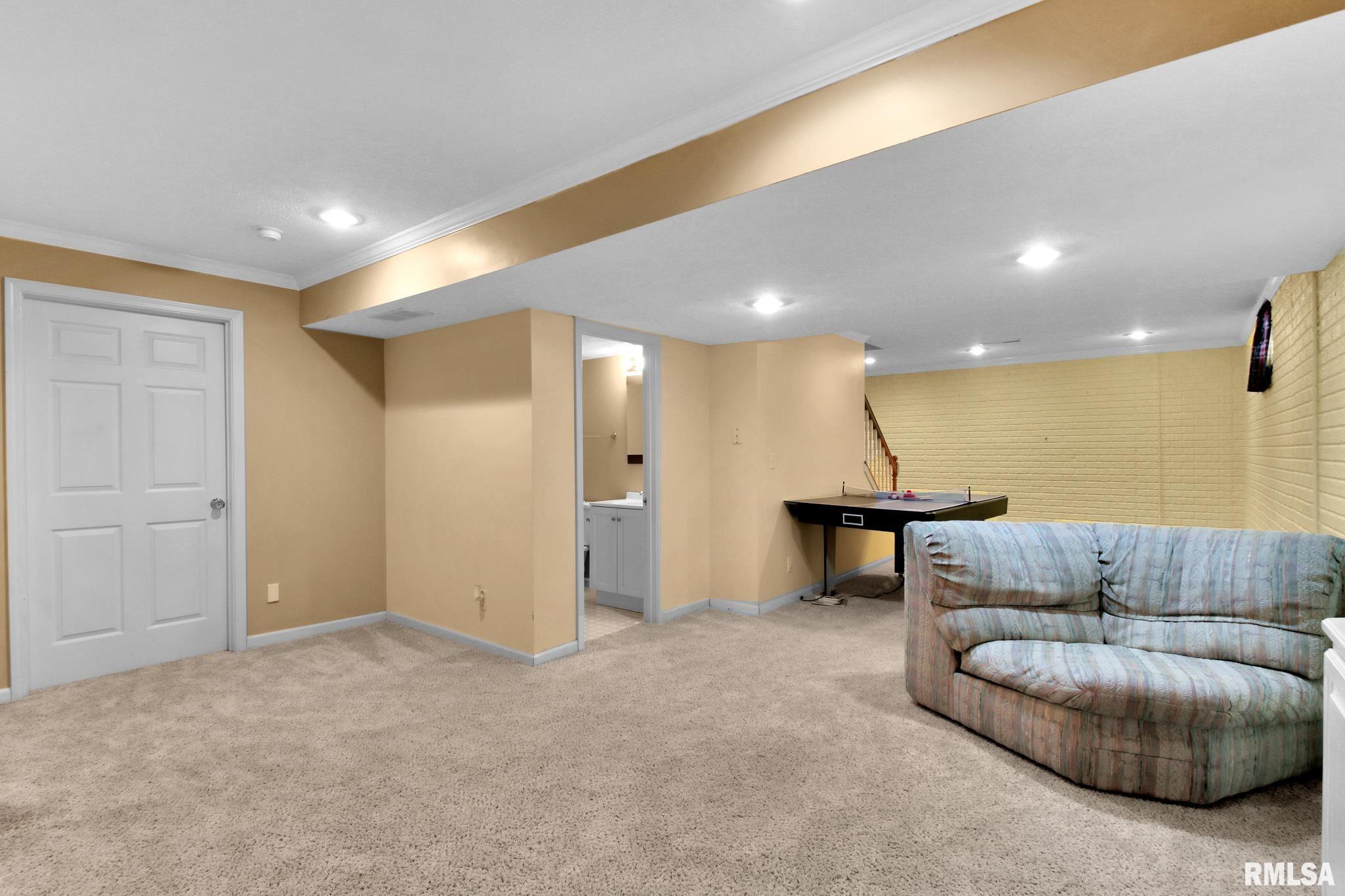 5403 North Rothmere Drive Peoria, IL 61615 - Photo 27 of 36 Gallery Image 27