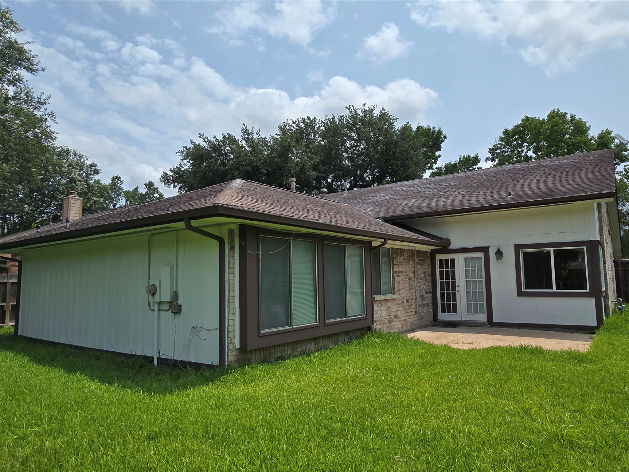3434 Streamside Lane Sugar Land, TX 77479 - Photo 3 of 25