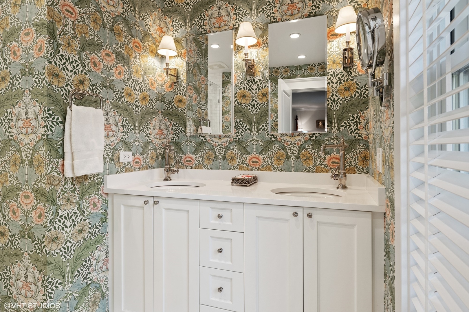 1435 Sheridan Road Wilmette, IL 60091 - Photo 19 of 43