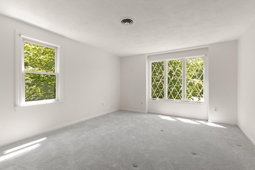 80 Hampton Road Sharon, MA 02067 - Photo 18 of 28