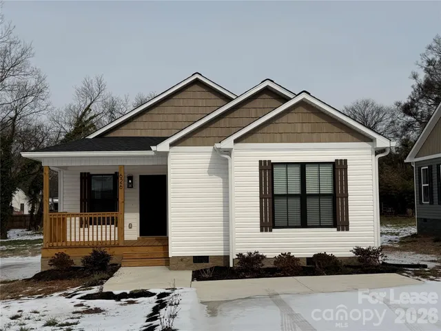 $1,950 | 626 West Bell Street, Statesville, NC 28677