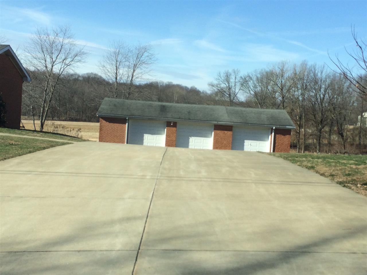 15030 McCutchan Road Evansville, IN 47725 - Photo 6 of 31