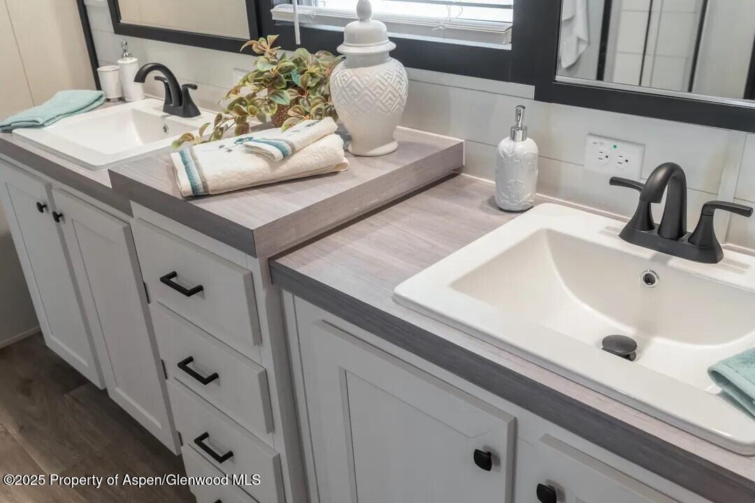 200 West 20th Street, Unit E5 Rifle, CO 81650 - Photo 12 of 13 17