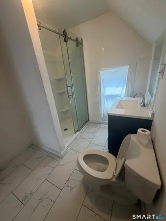 $1,300 | 178 Sherman Avenue, Unit 3, New Haven, CT 06511