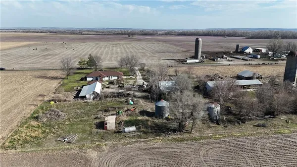 $399,000 | 37603 East Cogswell Road, Sibley, MO 64088