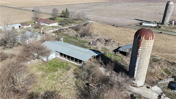 $399,000 | 37603 East Cogswell Road, Sibley, MO 64088