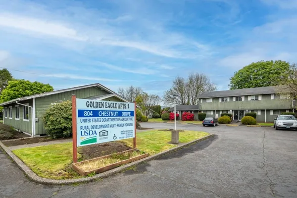 $755 | 804 Chestnut Drive, Unit 50, Tillamook, OR 97141