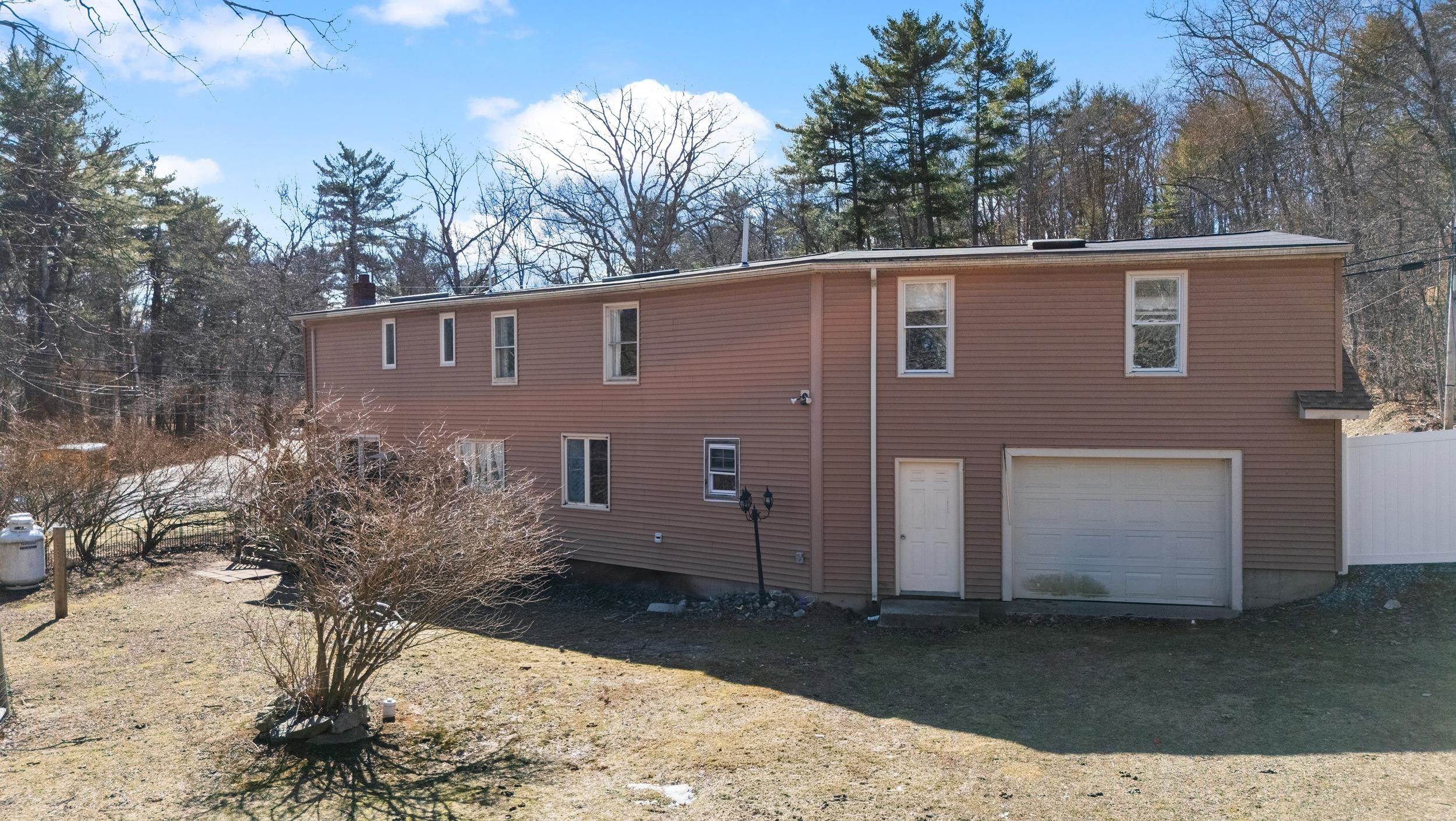66 Old Derry Road Londonderry, NH 03053 - Photo 40 of 43
