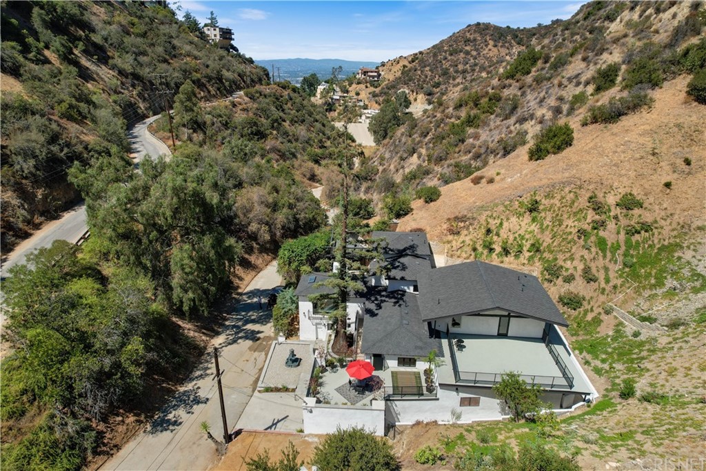 431 Nesmuth Road Glendale, CA 91202 - Photo 67 of 68 an aerial view of a house with a yard and balcony