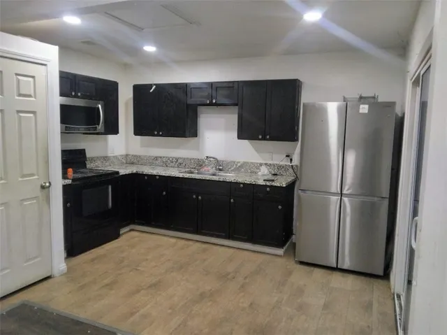 $995,000 | 15561 El Cajon Street, Sylmar, CA 91342