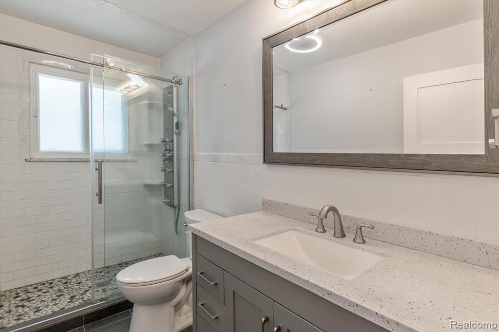 7262 Hatchery Road Waterford, MI 48327 - Photo 20 of 58 Gallery Image 20