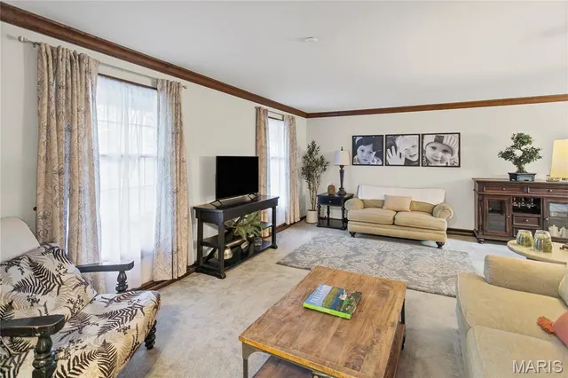 $269,900 | 5200 Little Creek Lane, Godfrey, IL 62035