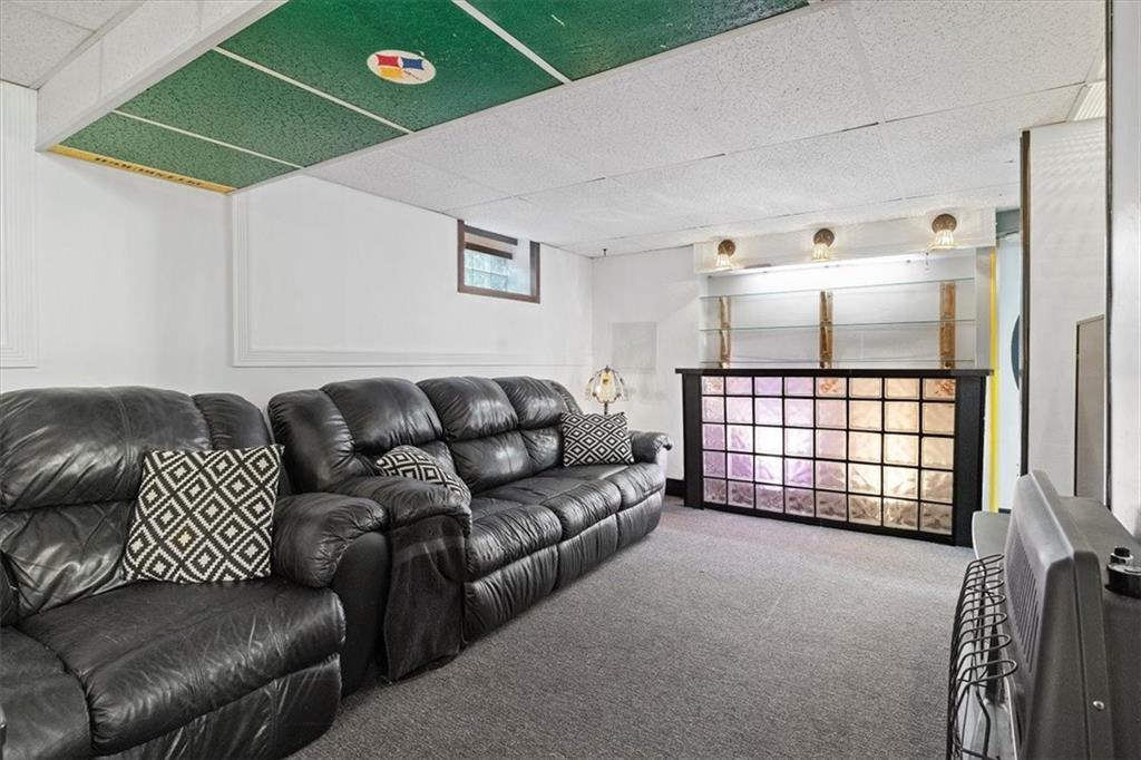 5575 Glass Road Pittsburgh, PA 15205 - Photo 14 of 25 Gallery Image 14