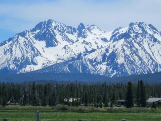 $2,500,000 | 21 Cow Camp Road, Stanley, ID 83278