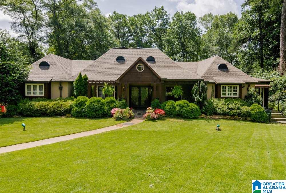 2525 Shades Crest Road Birmingham, AL 35216 - Photo 1 of 47