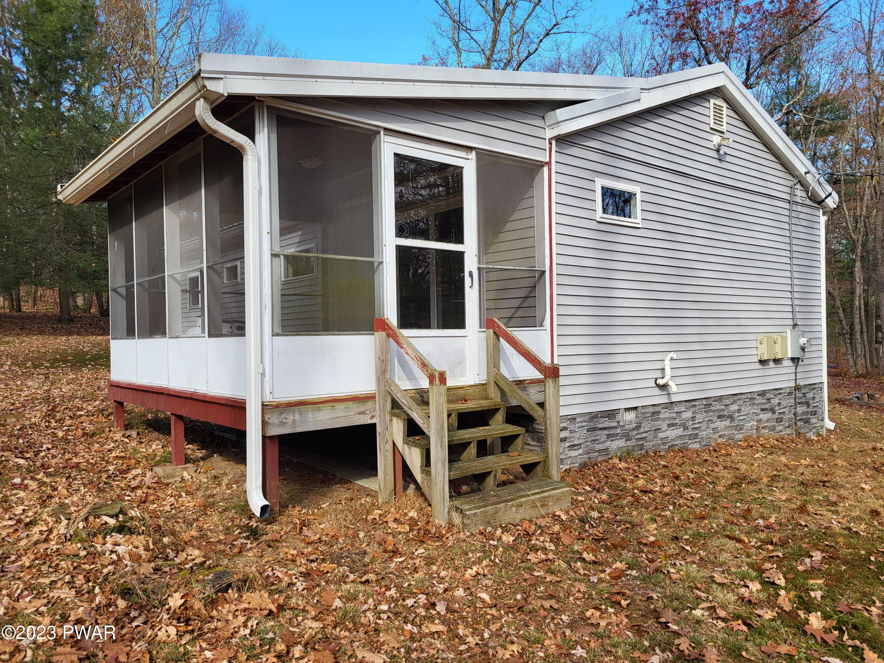 149 Delaware Road Shohola, PA 18458 - Photo 4 of 37 20231107_113147