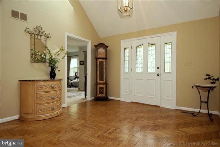 930 South River Landing Road Edgewater, MD 21037 - Photo 22 of 28 Entry Foyer