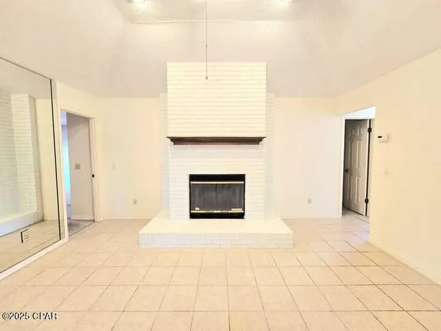 $2,275 | 5309 Robert Holmes Drive, Unit 8, Panama City, FL 32404