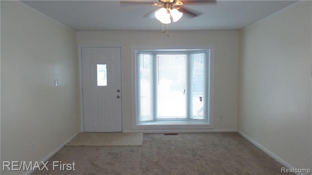 11166 Unity Drive Warren, MI 48089 - Photo 9 of 27