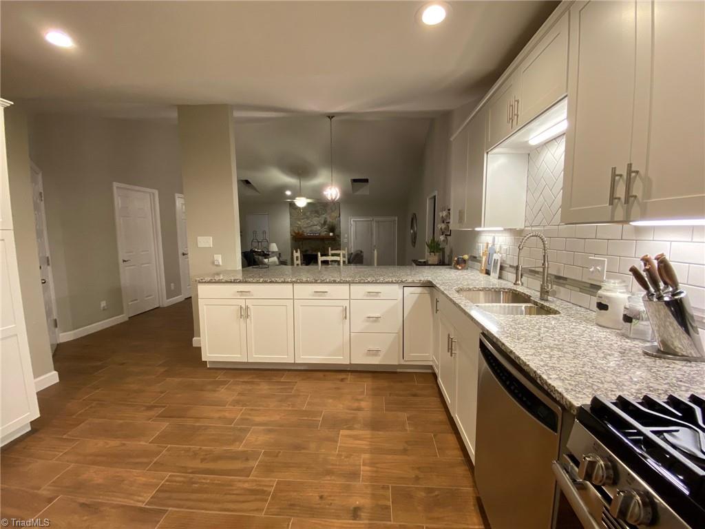 2804 Overview Terrace High Point, NC 27265 - Photo 22 of 49 Gallery Image 22
