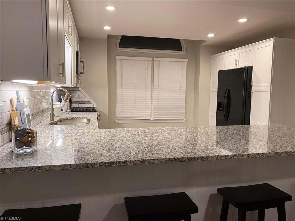 2804 Overview Terrace High Point, NC 27265 - Photo 23 of 49 Gallery Image 23