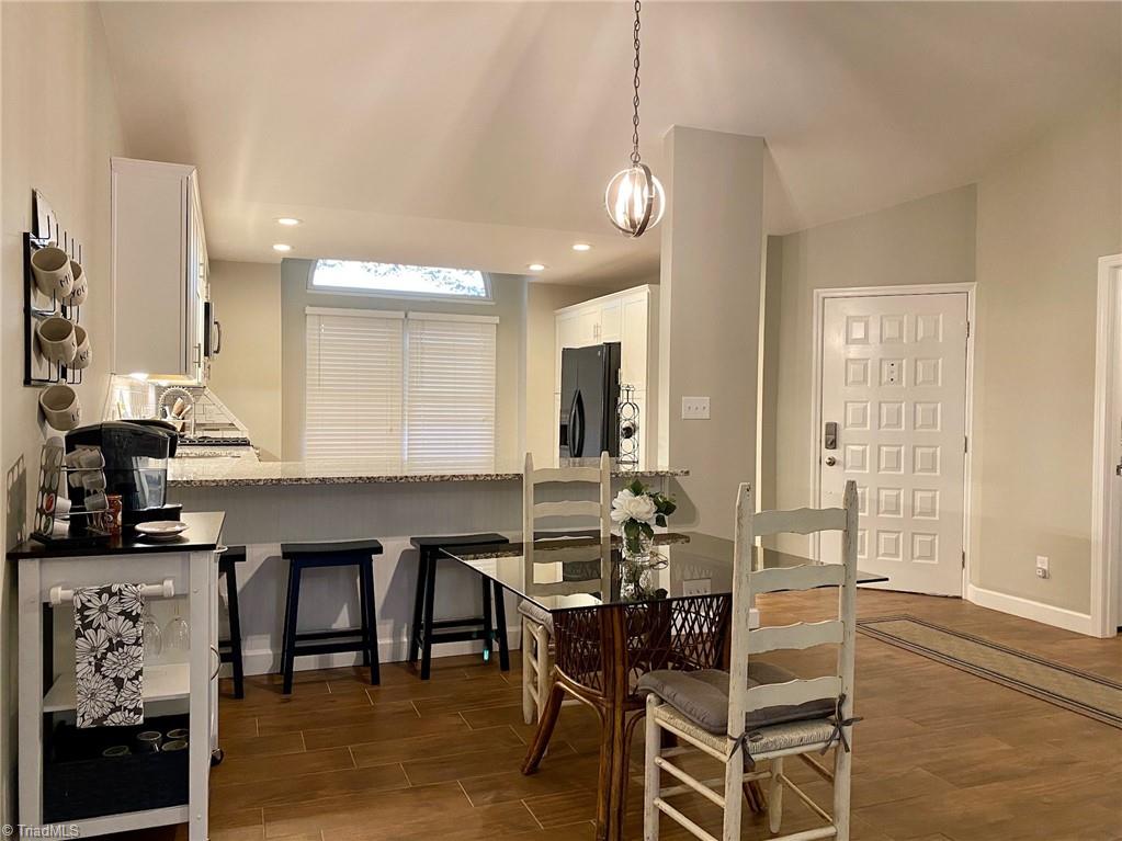 2804 Overview Terrace High Point, NC 27265 - Photo 5 of 49 Gallery Image 5