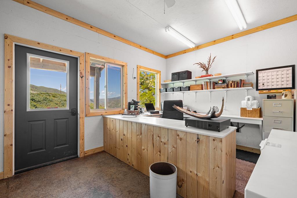255 Seven U Ranch Road Lucile, ID 83542 - Photo 34 of 47 Office/store