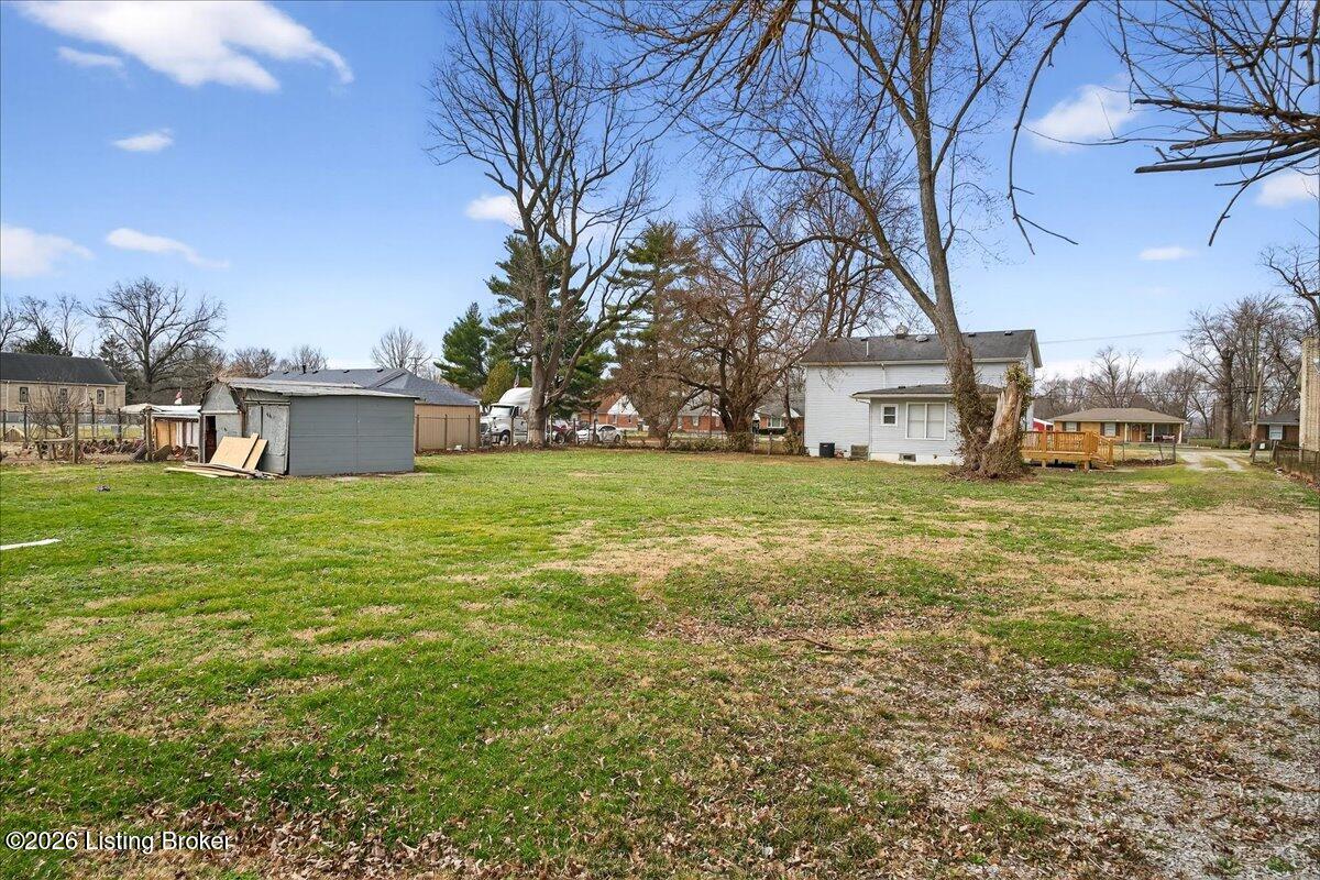 4313 Dover Road Louisville, KY 40216 - Photo 29 of 31 23-A7400923
